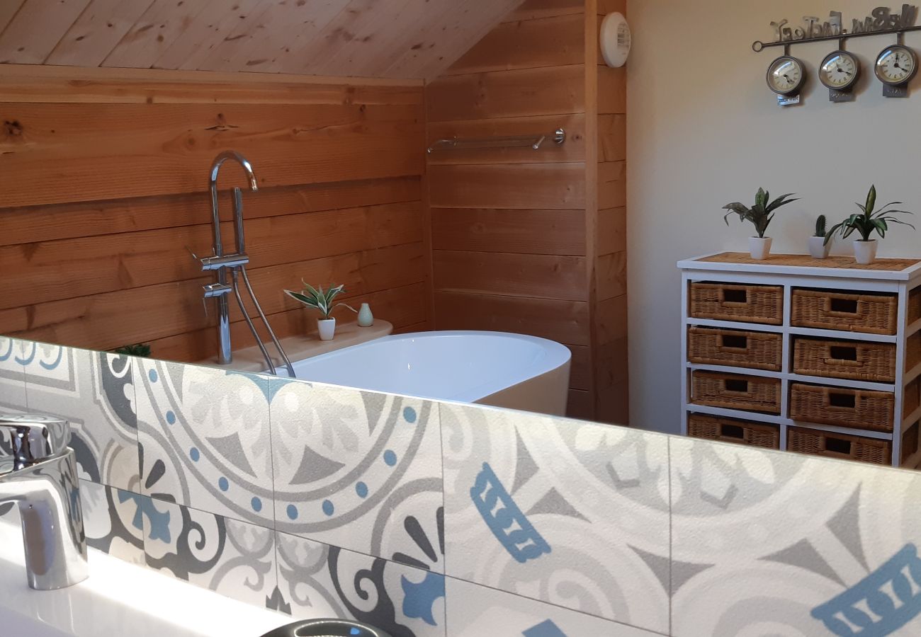 Chalet in Gérardmer - Chalet 360° l'Essenti'Aile, pistes La Mauselaine