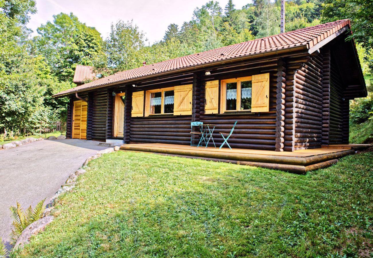 Chalet in Basse-sur-le-Rupt - Chalet et Spa de La Burotte