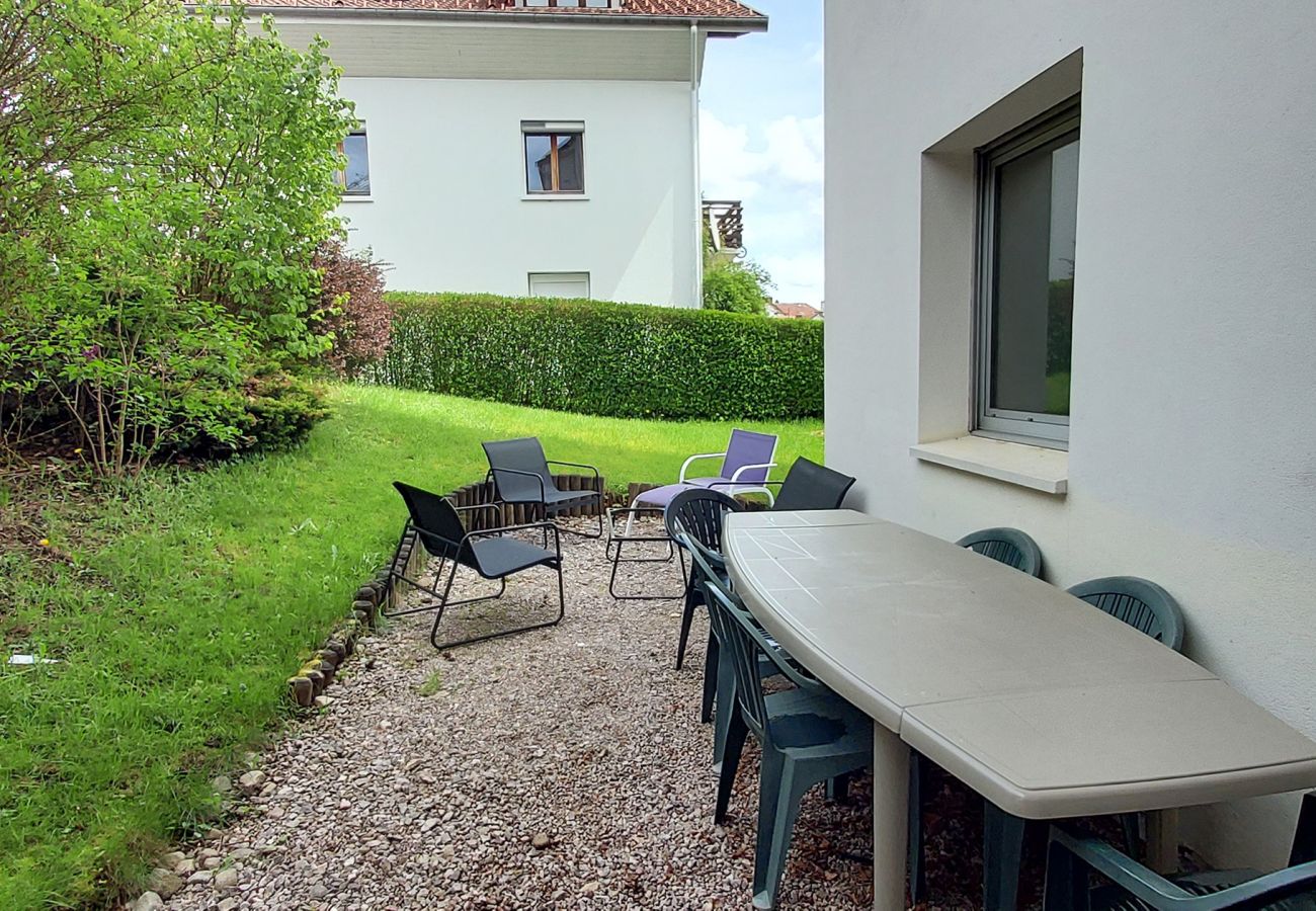 Ferienwohnung in Gérardmer - L'Antlia, A deux pas du Lac avec jardin