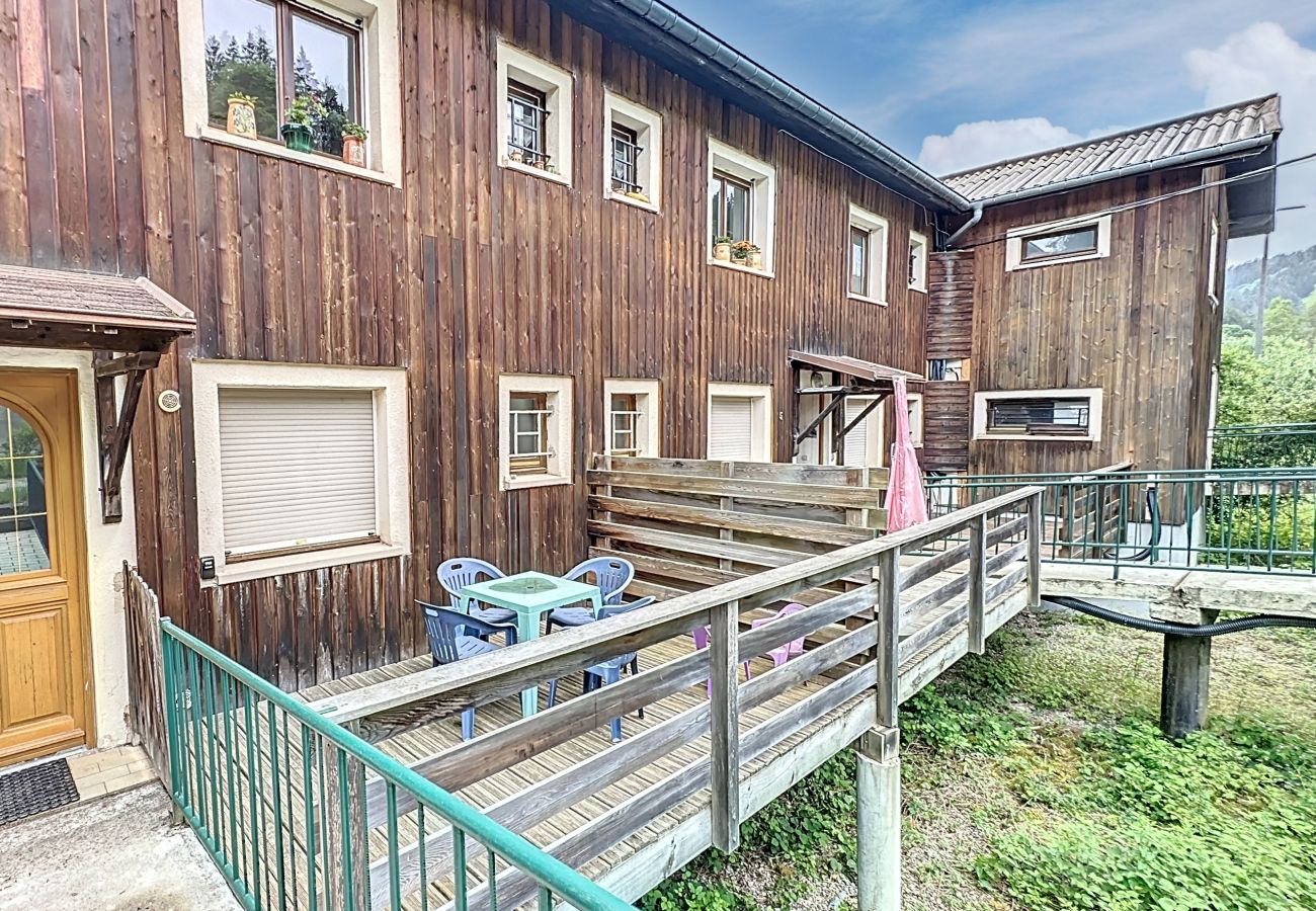 Ferienwohnung in Gérardmer - La Sapinière, appartement avec terrasse