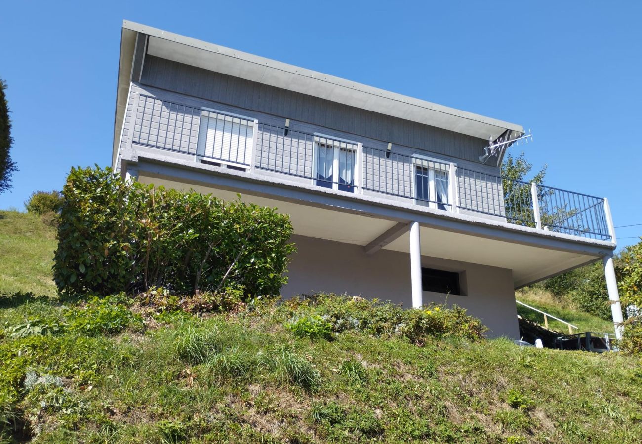 Chalet à Rochesson - Le Petit Fesnel, Chalet avec superbe vue